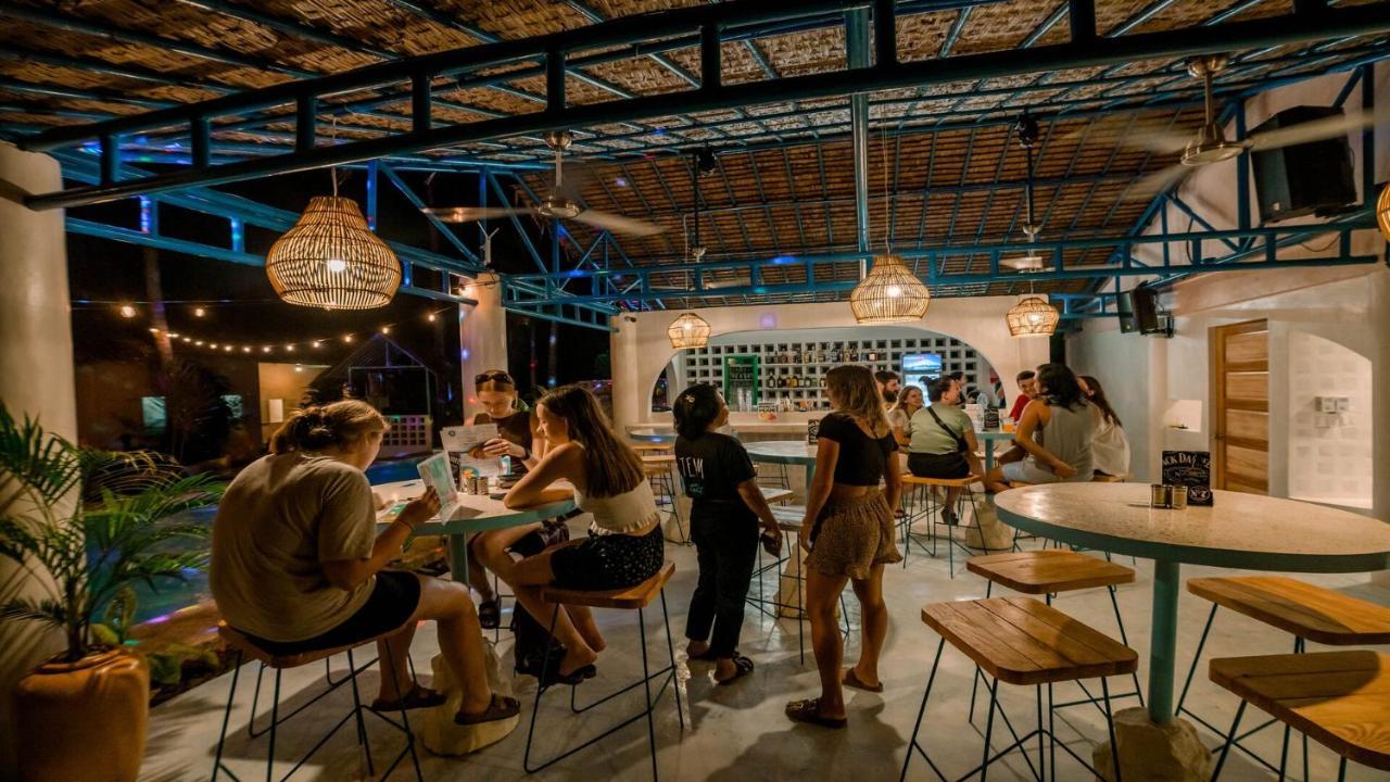 Mad Monkey Panglao Pansiyon Dış mekan fotoğraf