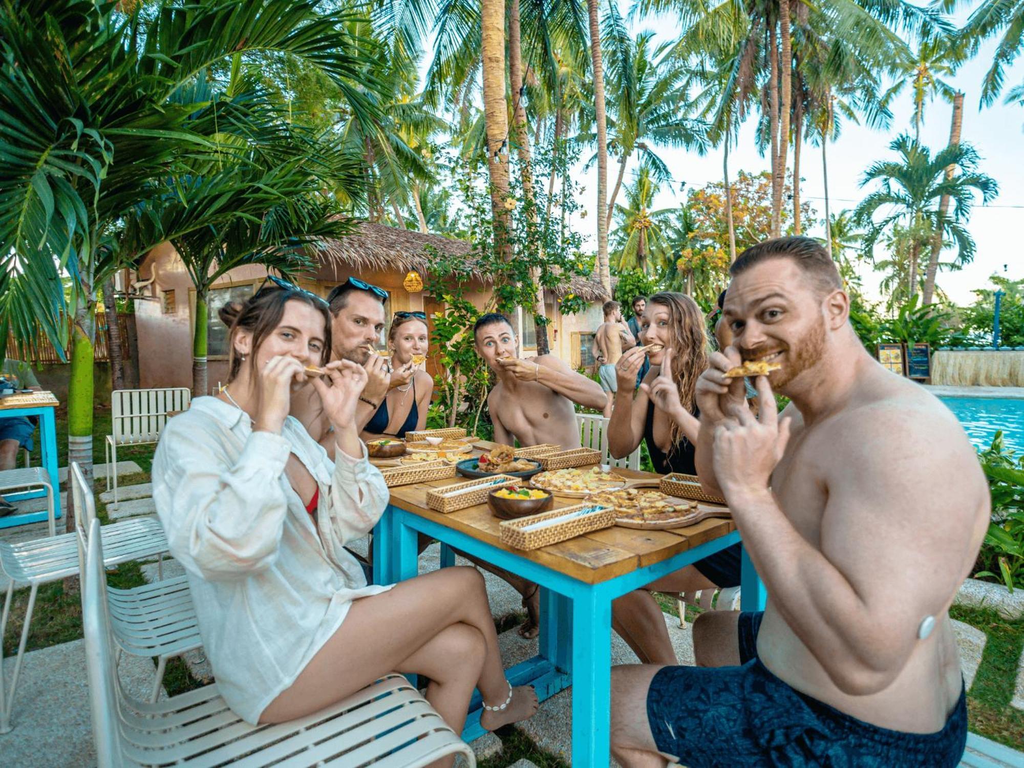 Mad Monkey Panglao Pansiyon Dış mekan fotoğraf