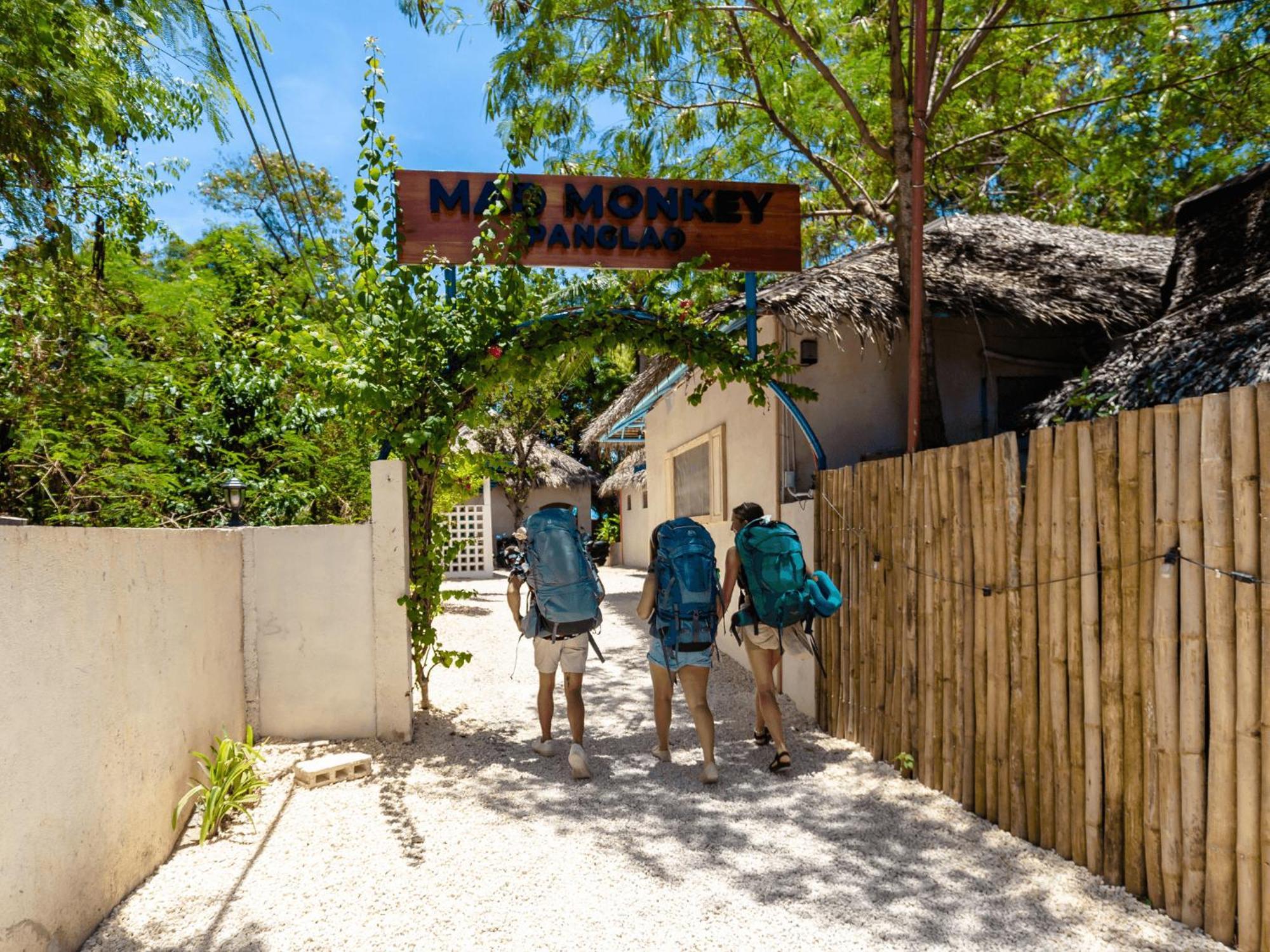 Mad Monkey Panglao Pansiyon Dış mekan fotoğraf